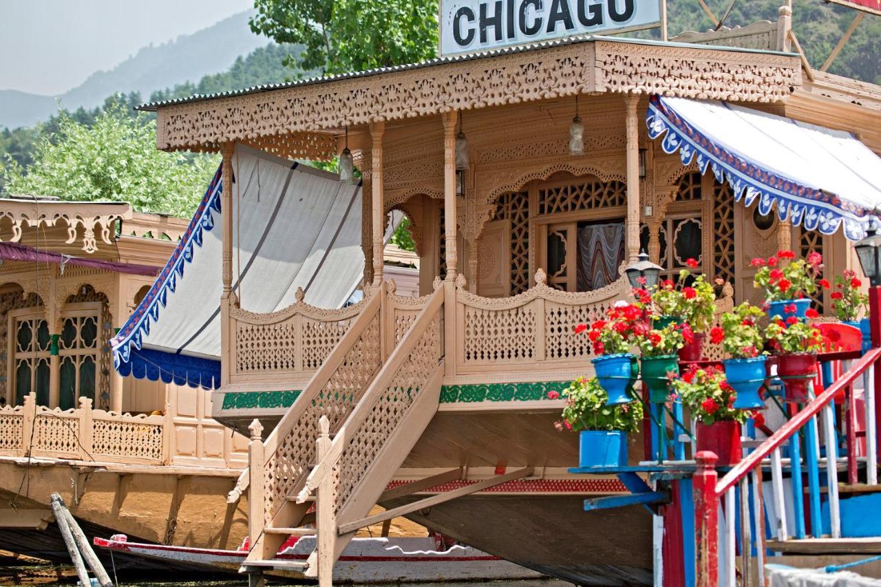 Hotel Chicago Group Of Houseboats Srīnagar Exteriér fotografie